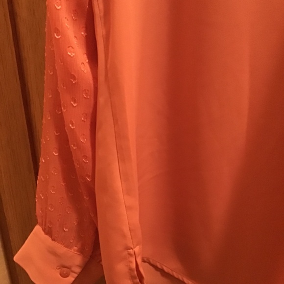 Isaac Mizrahi Blouse - Picture 7 of 10